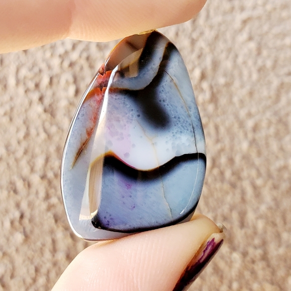 New Natural Yellow Black Fire Agate Pendant. - Picture 10 of 16